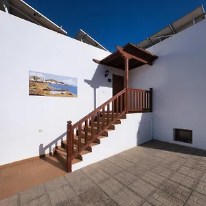 Flavia-private Pool, Jacuzzi, Sea Views Playa Blanca (Lanzarote)